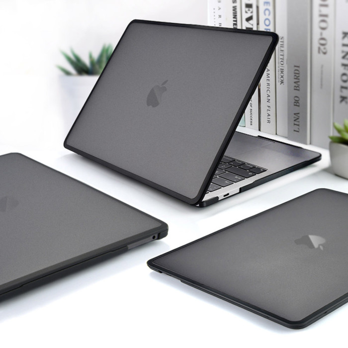 Захисний чохол COTEetCI Protective Shell напівпрозорий чорний для MacBook Pro 13