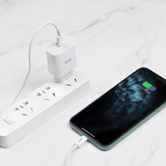 Мережевий зарядний пристрій з кабелем HOCO C76A Plus Speed source PD20W charger set(C to iP) White