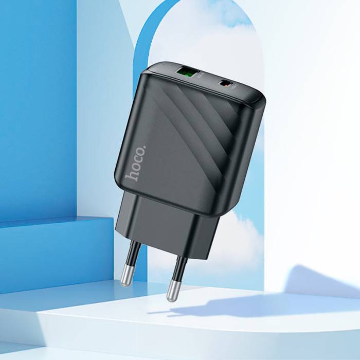 Мережевий зарядний пристрій з кабелем HOCO CS23A Sunlight dual-port PD30W+QC3.0 charger set (C to iP)(EU) Black